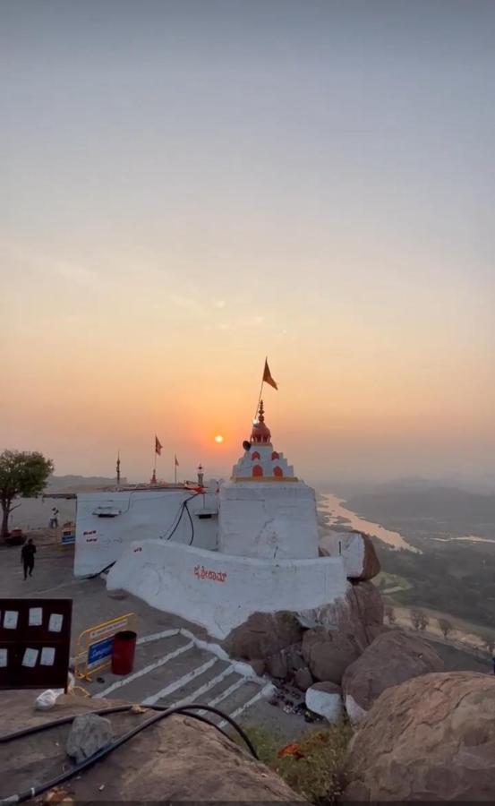 Vaibhav Home Stay Hampi Dış mekan fotoğraf